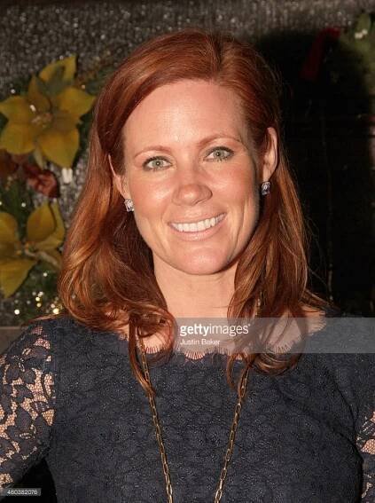 Elisa Donovan.jpg