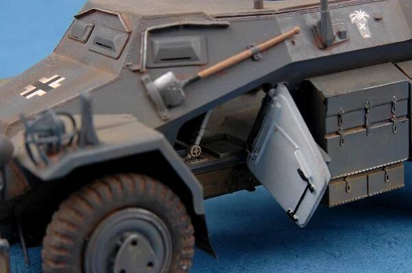 Sd.Kfz. 223 Leichter Panzerspahwagen Funk