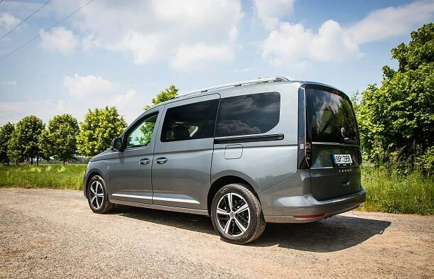 Jízdní vlastnosti Golfu a praktičnost osobních dodávek v jednom? Nový Volkswagen Caddy Maxi umí spojit obojí a odvézt cokoliv