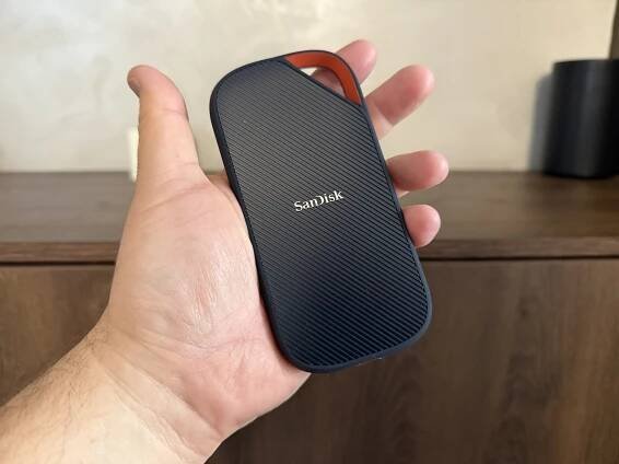 Extreme Pro Portable SSD 2TB s USB4 reviews