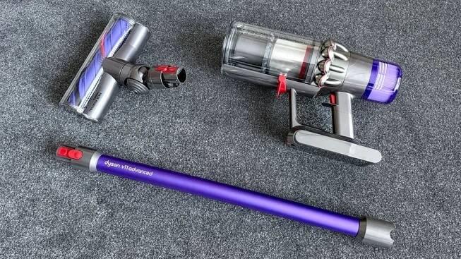 Dyson V11 Advanced review