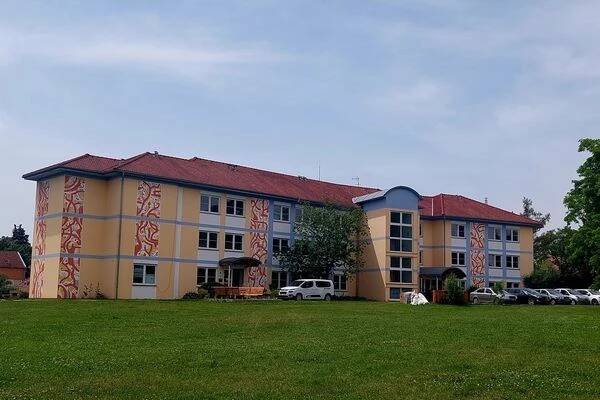 Dům s pečovatelskou službou foto 1