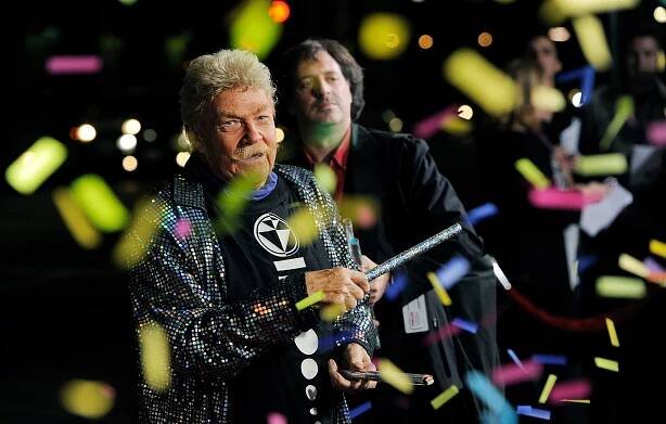 Rip Taylor, the confetti-tossing actor and comedian, is dead at 84