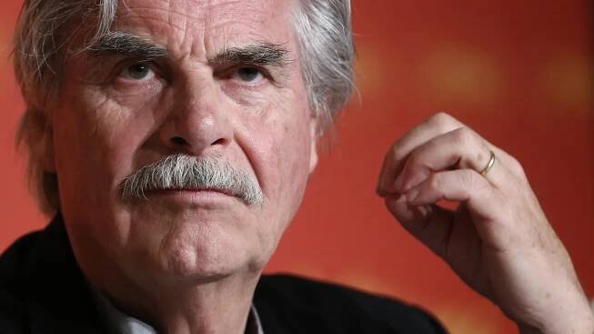Zemřel Peter Simonischek. Hrál po boku Menzela i v komedii Toni Erdmann