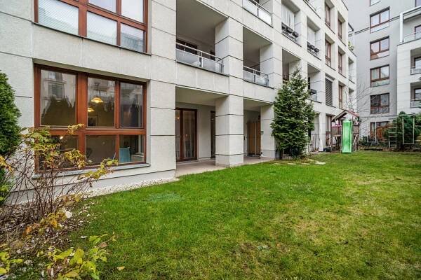 Prodej bytu 2+kk Praha 6 Dejvice | Kvartiro
