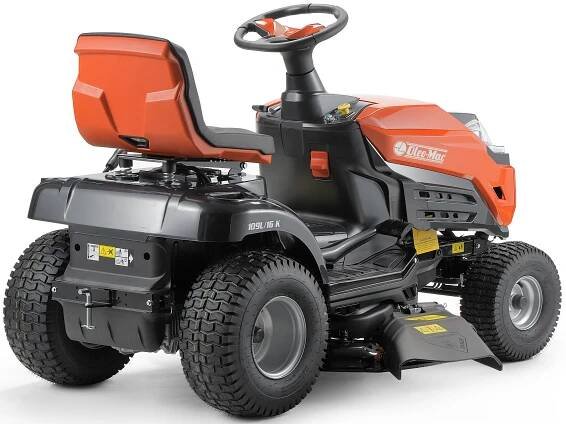 OLEO MAC 109L/16KM ZAHRADNÍ TRAKTOR NA TRÁVY BOČNÍ VÝHOZ SEKAČKA 108cm Objem koše 0 l