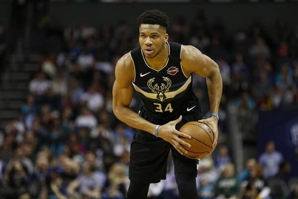 MVP And DPOY Giannis Antetokounmpo Wallpaper