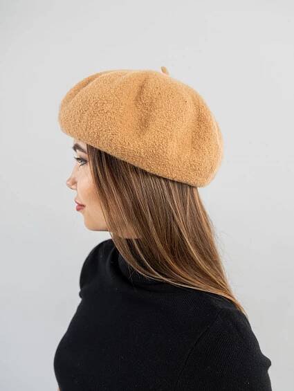 Baret 0834