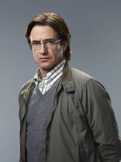 Stav ohrožení - Promo - Dermot Mulroney