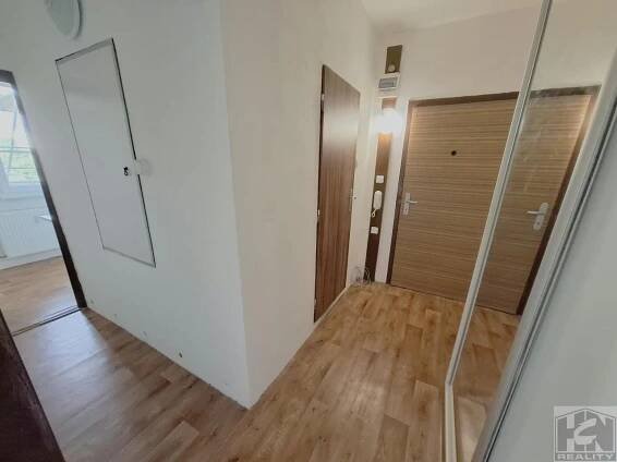 Pronájem bytu 1+1 Jablonec nad Nisou 8 000 Kč za měsíc, foto 8