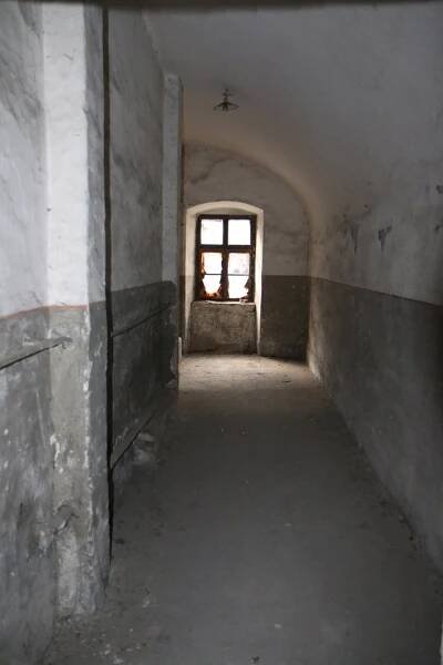 Tady lidé krutě umírali desítky minut! Utajené popravčí místo v Cejlu odhalili historici