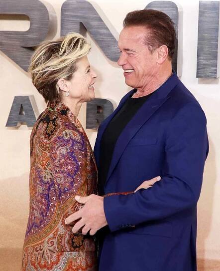 Linda Hamilton and Arnold Schwarzenegger Reunite at 'Terminator: Dark Fate' Photocall