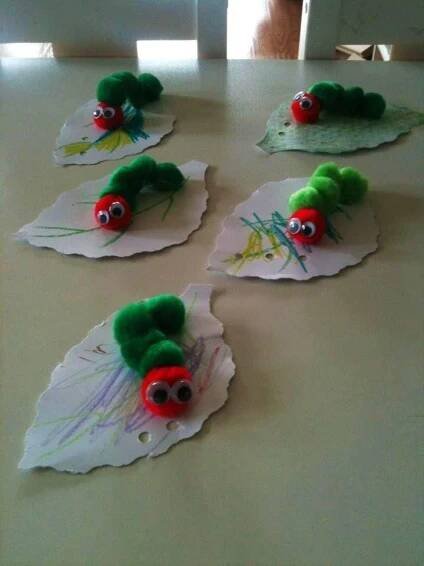Very Hungry Caterpillar craft: photo borrowed from Just Like Home Dayc… | Thanksgiving crafts preschool, Hungry caterpillar craft, Thanksgiving activities preschool