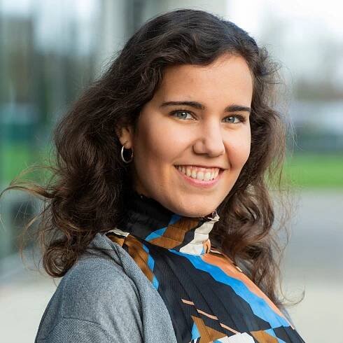 Laura-Gonzalez crop