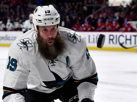 Joe Thornton - GALERIE: Hokejista Joe Thornton a jeho věhlasný plnovous (1/4)
