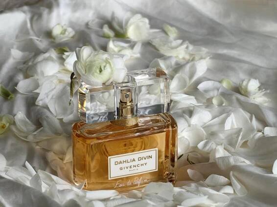 Dahlia Divin Givenchy pro ženy