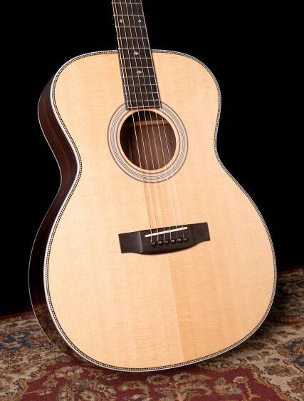 Legacy OM Spruce / Rosewood - Prestige Guitars Ltd.