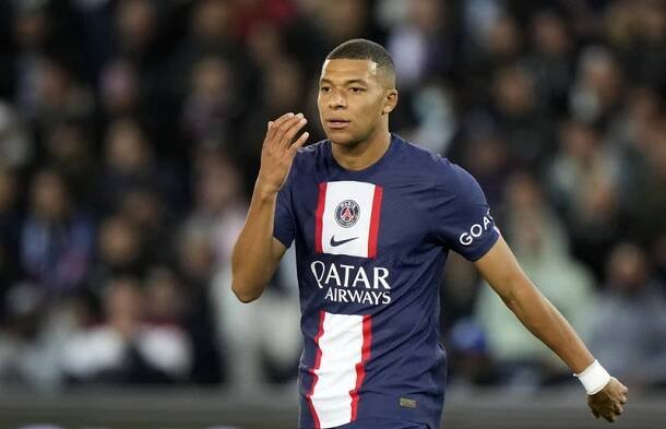 Mbappé odmítl prodloužit s PSG smlouvu a mohl by odejít už v létě