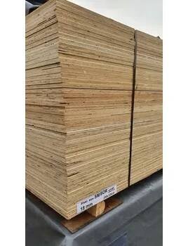 Překližka Překližka stavební-smrková/borová, výmět 4mm 2500x1250mm