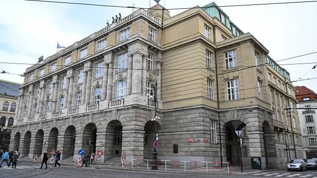 Mrazivé detaily o střelbě na Filozofické fakultě: Dopisy na rozloučenou a děsivé zprávy kamarádce