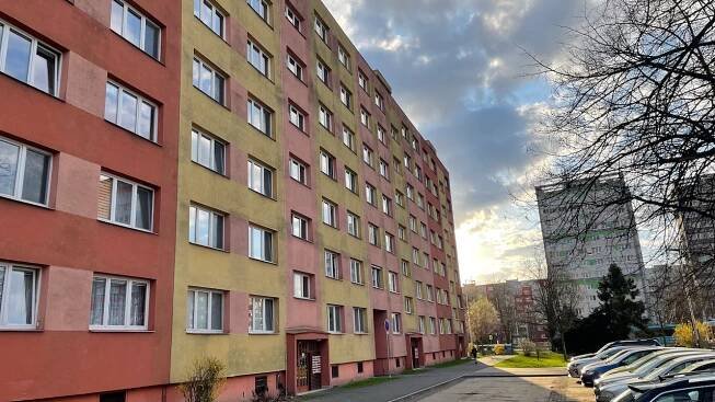 Hezký byt 2+1 s šatnou a balkonem v Ostravě na ulici Výškovická!