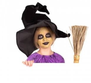 Mladá dívka v Halloween čarodějnice kostým — Stock fotografie
