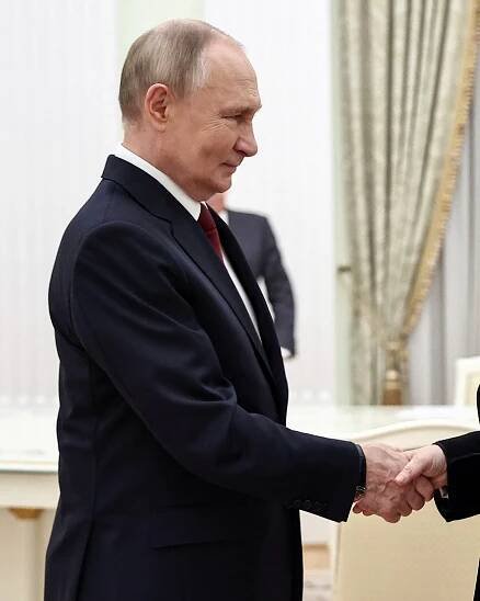 Putin hosts North Korean foreign minister on Russia's 'unity day'