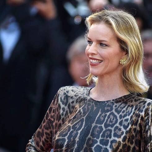 Eva Herzigova - Biography