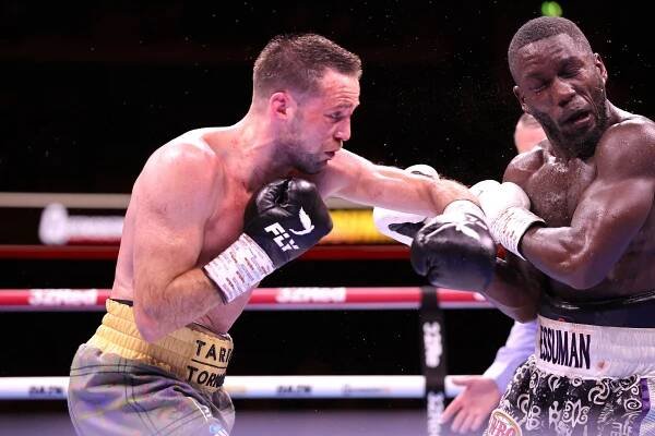 Josh Taylor, left, was making his debut at welterweight