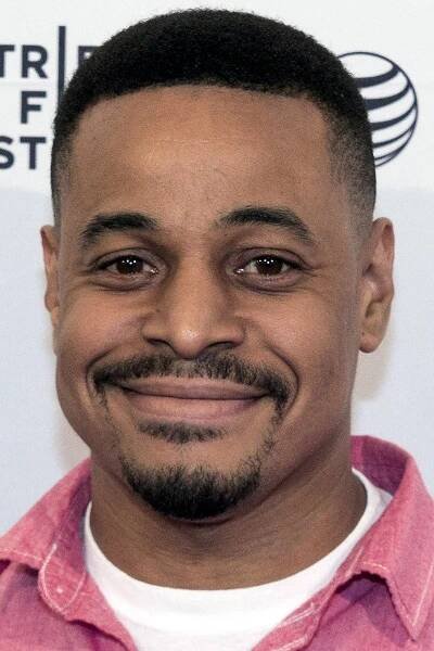 Corey Parker Robinson herec