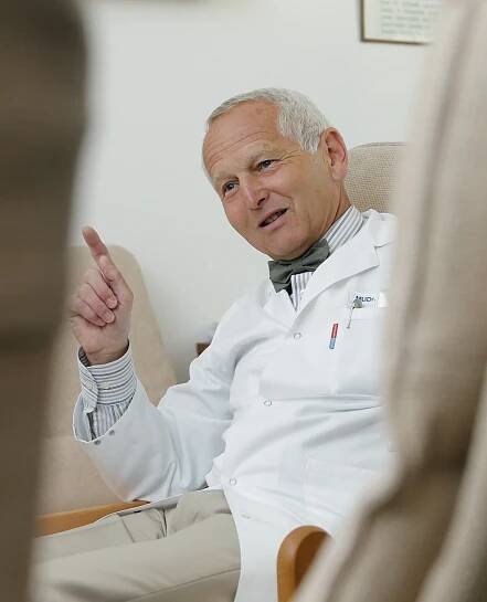 Ivo Pešák z Banjo Bandu: Dvakrát si vzal stejnou ženu, zvládl i 20 piv denně. Na konci života byl velmi nemocný