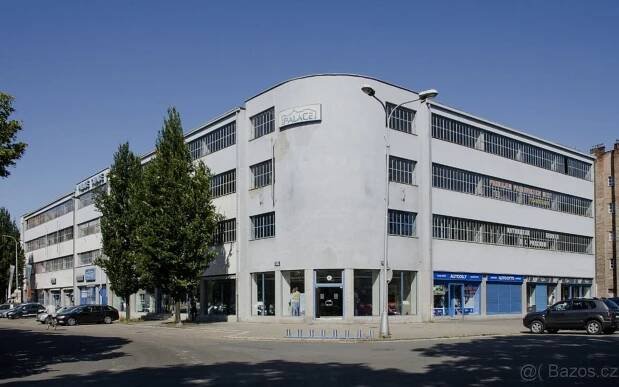 Sklady, Hradec Králové, 500 02, 33 m²