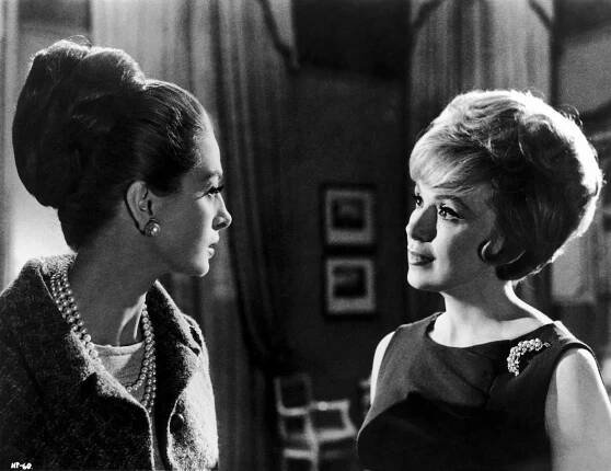 Capucine, Edie Adams - Hrnec medu - Z filmu