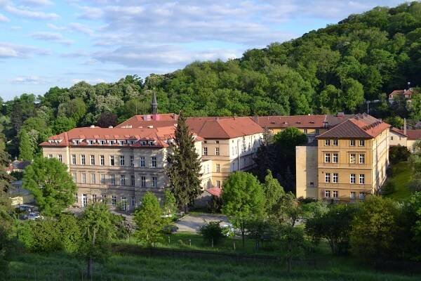 Nemocnice pod Petřínem hledá lékaře/ku na chirurgické oddělení - Mladí lékaři