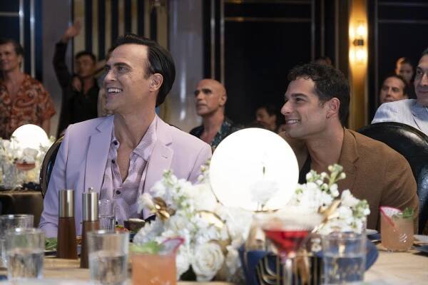 Cheyenne Jackson, Johnny Sibilly - Doktor Odysea - Taťka - Z filmu