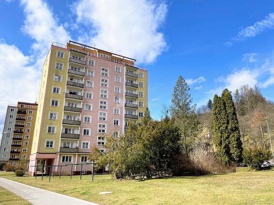 Prodej bytu 3+1 s balkonem ve Vsetíně | Reality.iDNES.cz 