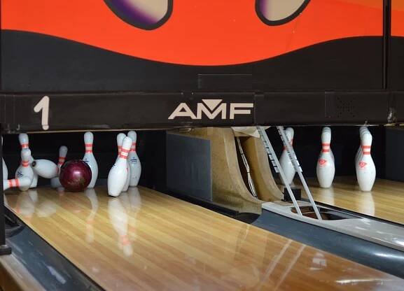 Týždeň plný bowlingu