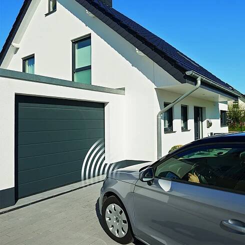 Hörmann IsoMatic Garážová vrata sekční 2375 × 2125 mm; antracit; vč. pohonu