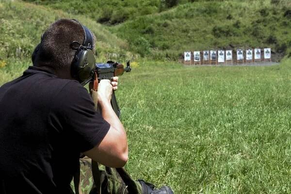 Policie střelby na střelnici — Stock obrázek