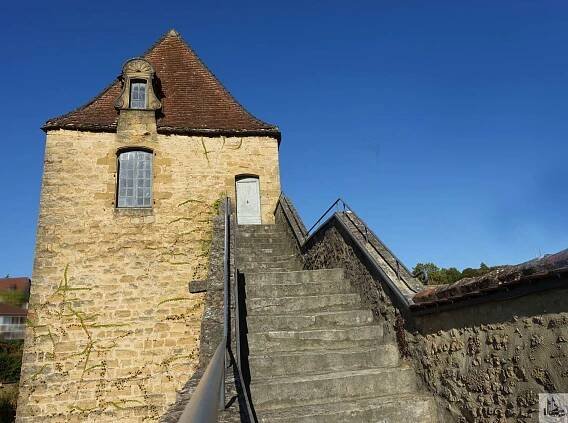 Castle / Manor on sale towards Sarlat-la-Canéda - Ref : 4457 - Agence Immobilière Valadié 