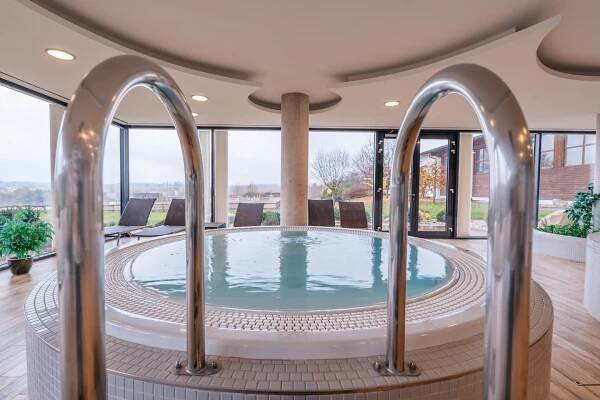 Wellness centrum Velichovky - K-Triumf resort 