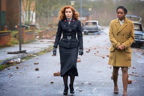 Paloma Faith, Jessye Romeo - Pennyworth - The Burning Bridge - Z filmu