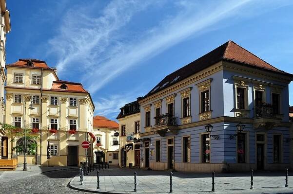 Soubor:Šilingrovo náměstí v Brně.jpg – Wikipedie