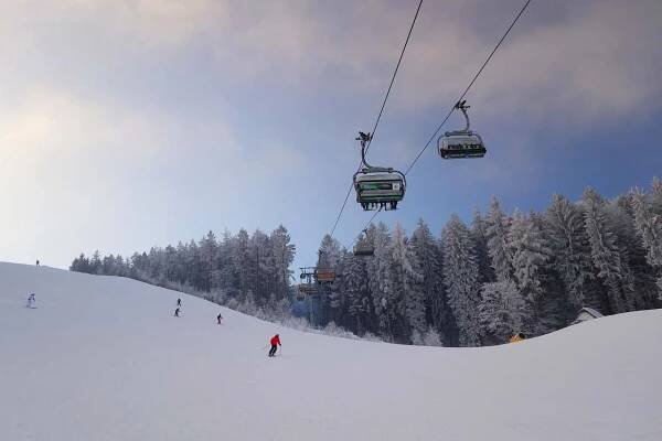 Skiresort Buková hora - Mlýnická sjezdovka - chata ubytovanie Čenkovice