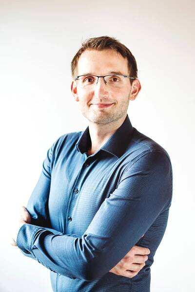 Právní služby v Praze - Mgr. Pavel Kolert, advokát, poskytující právní služby osobně či online