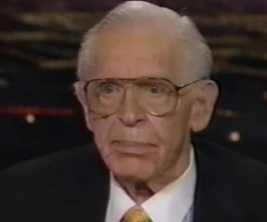 Milton Berle Biography - Childhood, Life Achievements & Timeline