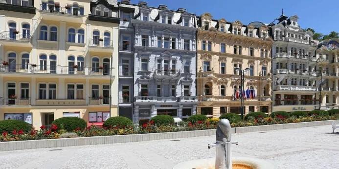 Hotel Astoria Medical&Spa Karlovy Vary. Pojďte se mnou prozkoumat eleganci, pohodu a vstřícnost v srdci lázeňského města