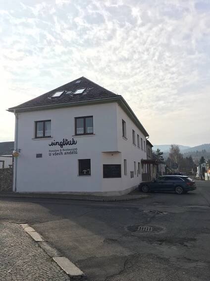 SINGLTREK PENSION & RESTAURANT U VSECH ANDELU - Prices & Reviews (Nove Mesto pod Smrkem, Czech Republic)