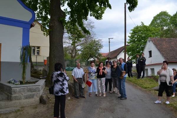 Soutěž "VESNICE ROKU" NÁVŠTĚVA HODNOTÍCÍ KOMISE 23.5.2016 - Oficiální stránky obce Hvožďany
