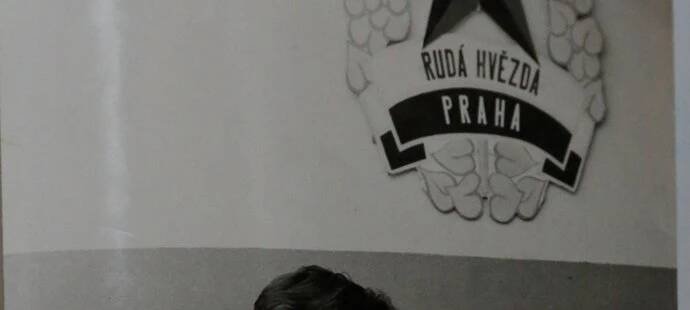 Vzpěrač Petr Pavlásek vytvořil mnoho juniorských rekordů. Kromě toho byl pětinásobným mistrem Československa